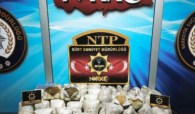 Siirt'te koyun yünleri içine gizlenmiş 37 kilo 600 gram esrar ele geçirildi