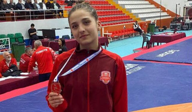 Kahramanmaraşlı Milli Güreşçilerimizden Balkan Şampiyonası’nda Çifte Altın Madalya!