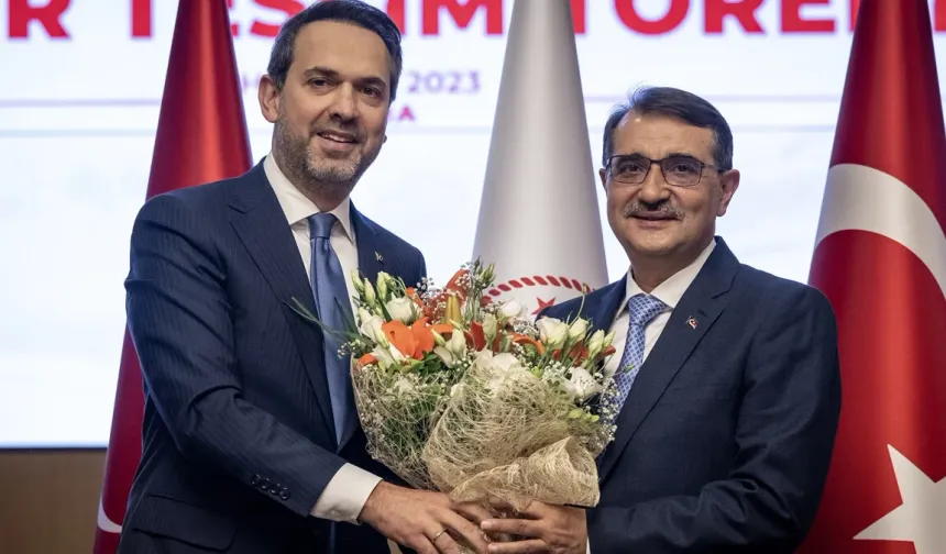 Enerji Bakanlığı'nda Alparslan Bayraktar dönemi: Görevi devraldı