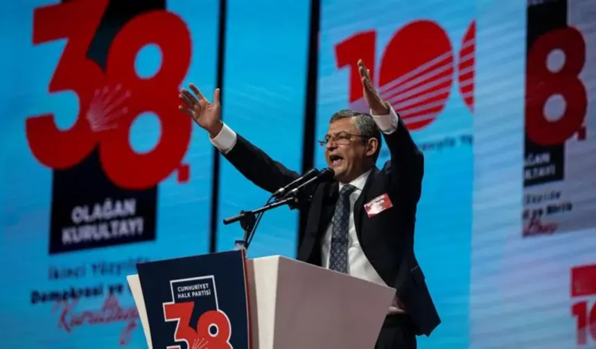 CHP'nin 'şaibeli' kurultay davası ertelendi