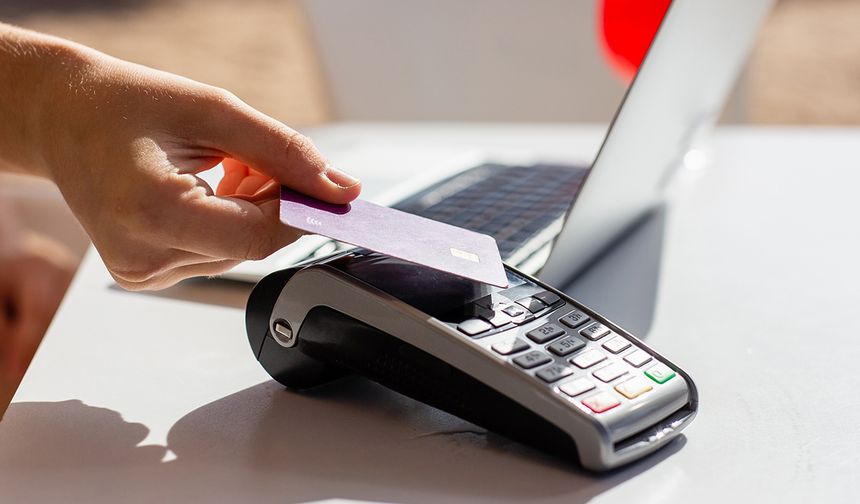 POS ücretleri tartışılıyor: Esnaf çifte fiyat veriyor