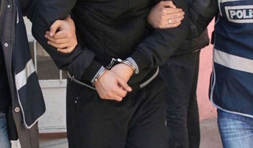 Hatay'da darbettiği kişinin aracını gasbettiği iddia edilen zanlı tutuklandı