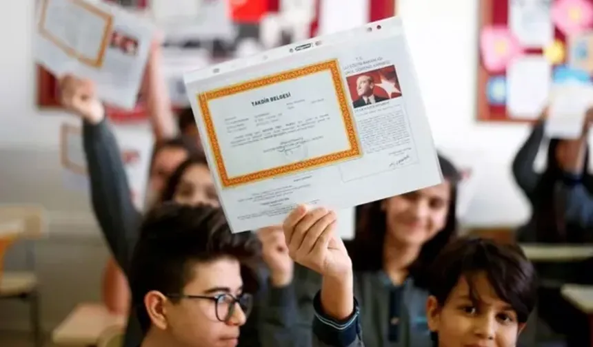 Karneler ne zaman verilecek? Ocak 2026 sömestr takvimi..