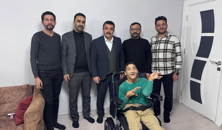 Fatih’in hayali gerçek oldu: Engelli aracı teslim edildi!