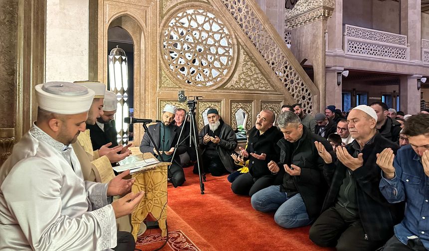 Medyatik İsimlere Yönelik Operasyonlar Diyanet Hutbesine Yansıdı| 19.12.25 CUMA HUTBESİ