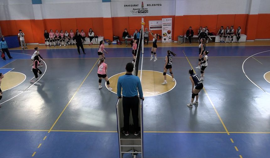 Kahramanmaraş’ta liseler arası spor şenliği coşkusu!