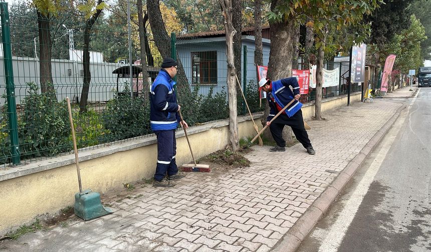 Büyükşehir'den Türkoğlu’nda temizlik seferberliği