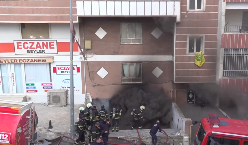 Şanlıurfa'da yatak deposunda yangın çıktı!