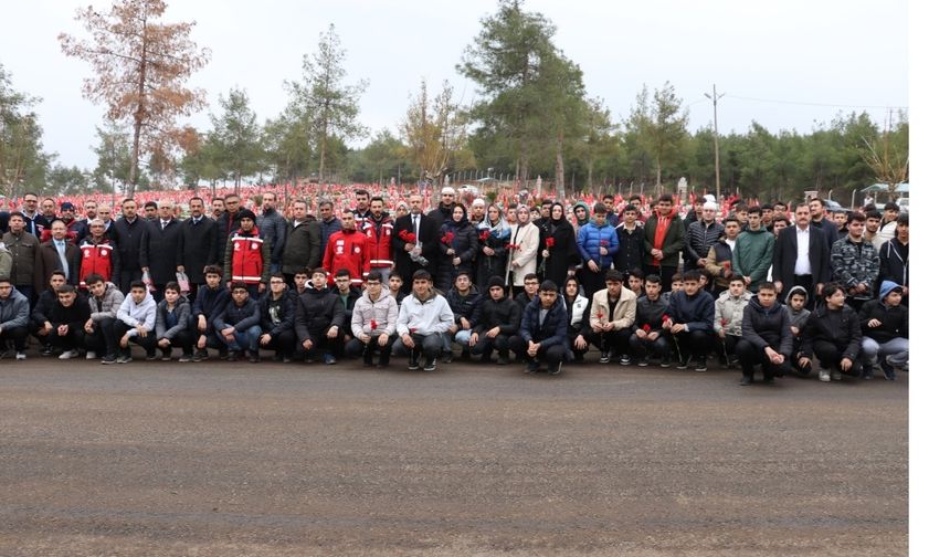 Eğitim camiasından deprem şehitlerine vefa!