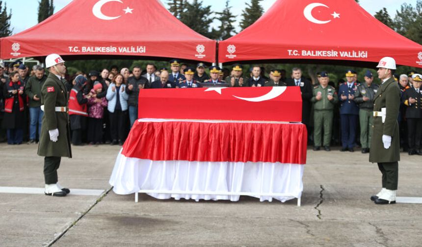 Balıkesir’de Şehit Pilot Binbaşı İbrahim Bolat’a Veda: Gözyaşlarıyla Uğurlandı!