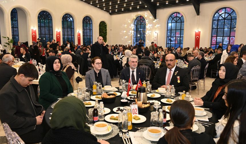 Kahramanmaraş'ta şehit yakınlarımız ve gazilerimizle "Büyük İftar Buluşması" gerçekleştirildi