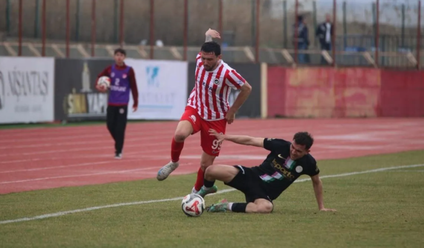 İstiklalspor’dan Kritik Zafer: Isparta 32 Spor’u 2-1 Mağlup Etti!