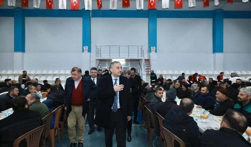 Başkan Toptaş, Saha Personeli İle İftar Programında Bir Araya Geldi
