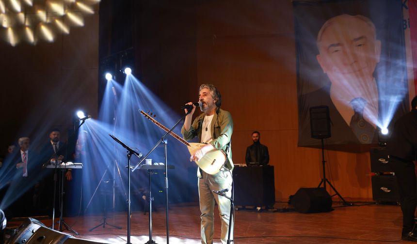 Kahramanmaraş'ta Kurtuluş Coşkusu Ali Kınık Konseriyle Taçlandı