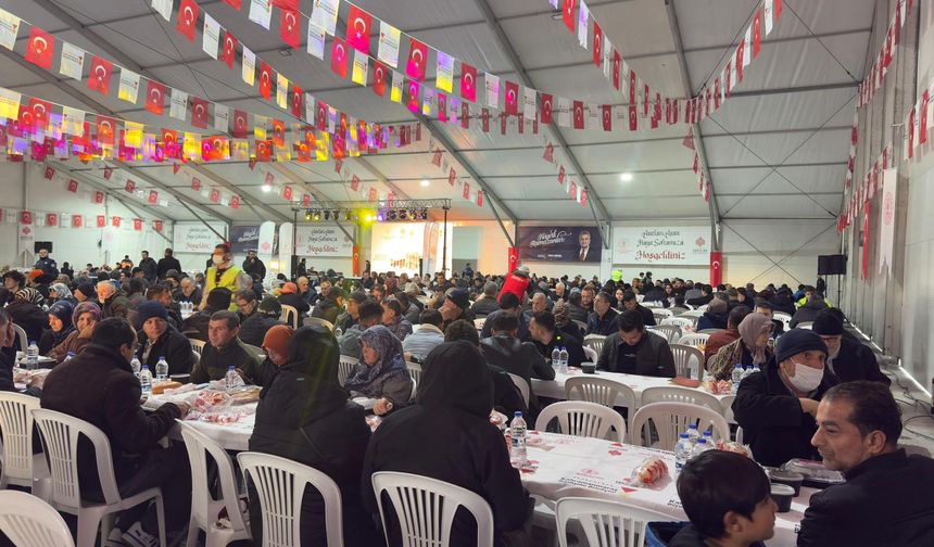 Ramazan’ın İlk Gününde Kahramanmaraşlılar İftar Çadırlarında Buluştu
