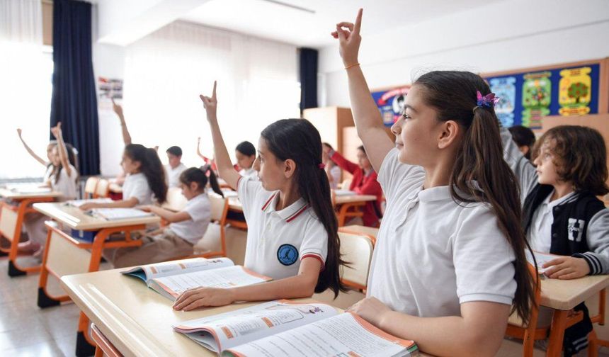 Kahramanmaraş’ta ders zili yeniden çaldı!