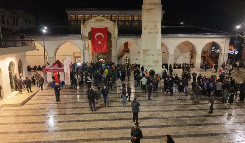 Kahramanmaraş’ta Kadir Gecesi Yoğunluğu | Ulu Cami Restorasyon Sonrası İbadete Açıldı