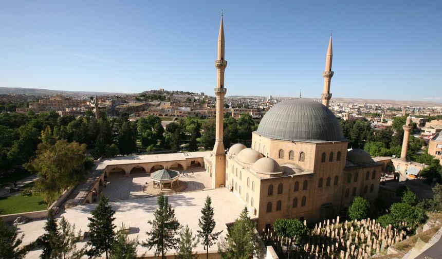 Şanlıurfa’da Bayram Namazı Kaçta Kılınacak? 2026 Bayram Ezanı Saati