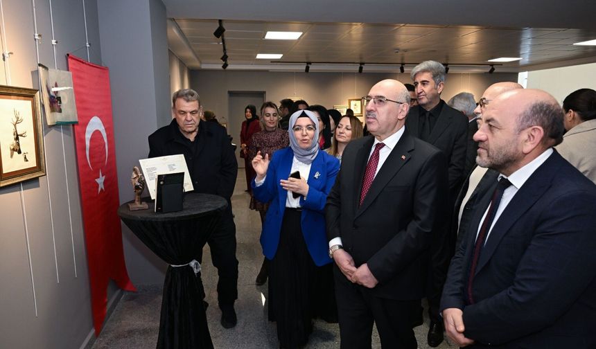 “Edebiyattan Nakışa” Adlı Kişisel Sergi, UNESCO Edebiyat Şehri Kahramanmaraş’ta Açıldı