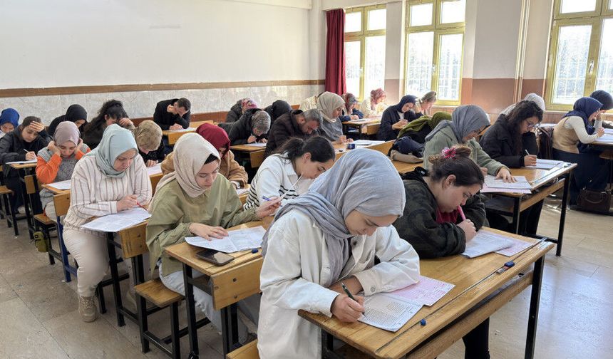 Büyükşehir’in deneme sınavına yoğun ilgi!