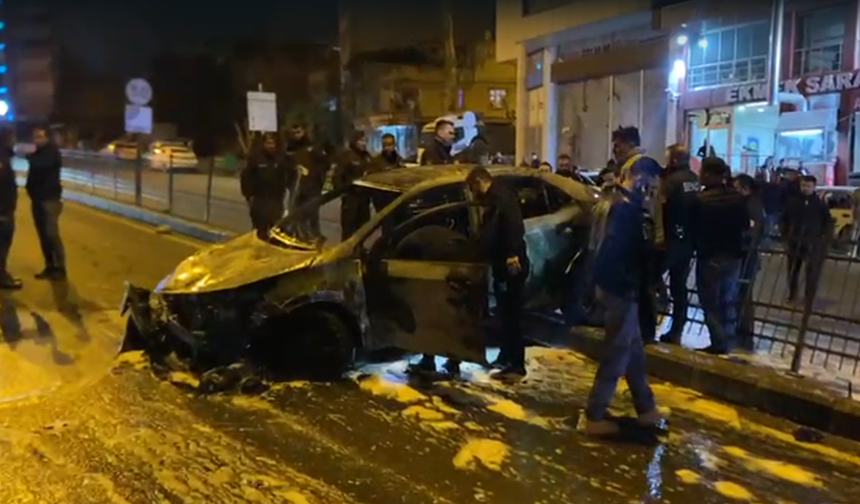 Kahramanmaraş’ta “Dur” İhtarına Uymayan Sürücünün Aracı Alev Aldı