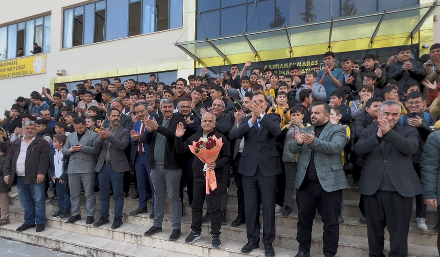 Kahramanmaraş’ta öğretmene unutulmaz veda