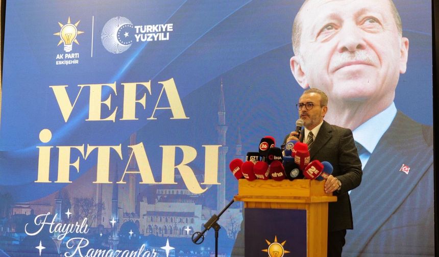 Mahir Ünal Eskişehir’de "Vefa İftarı"na Katıldı