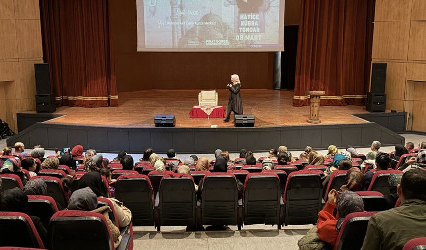 Kadınlar Günü’nde Anlamlı Söyleşi; Kadının Aile ve Toplumdaki Önemi Konuşuldu
