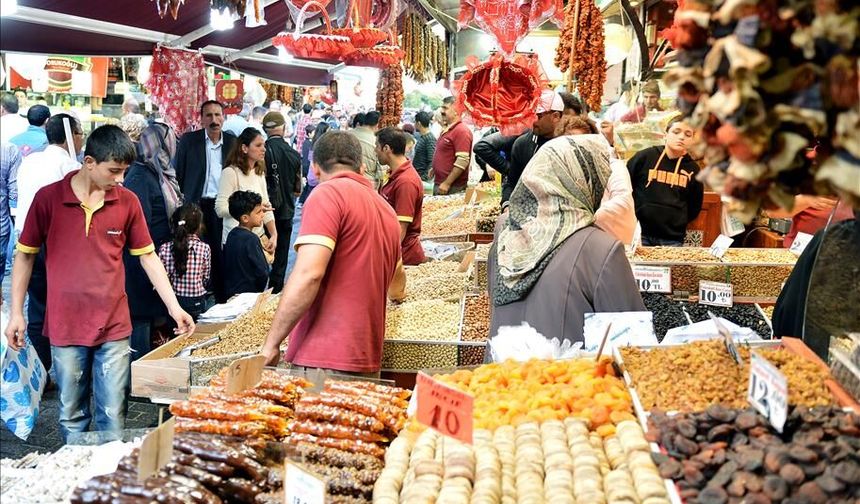 Ramazan Bayramı Öncesi Kahramanmaraş’ta Çarşılar Hareketlendi