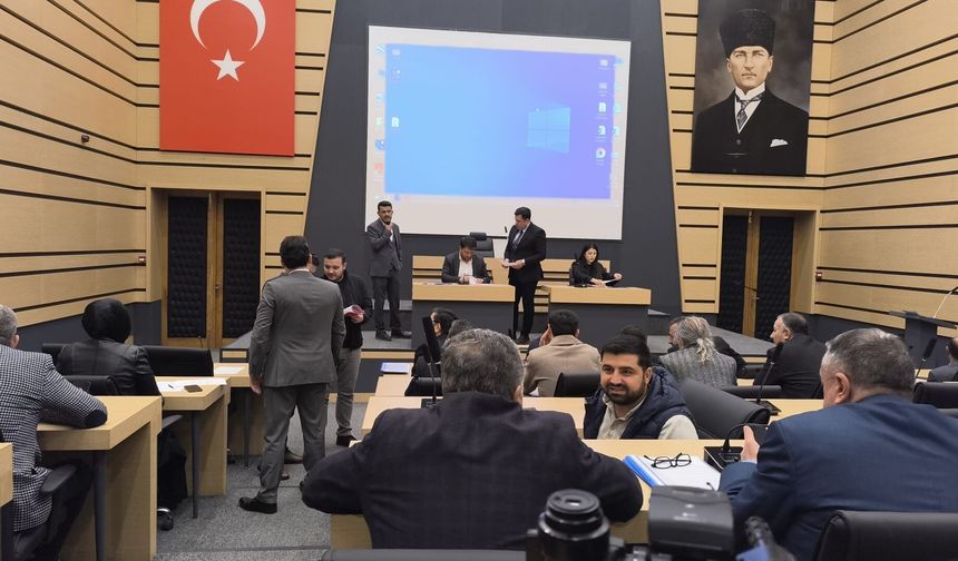 Dulkadiroğlu Belediyesi Meclisi'nde Önemli Kararlar: Yeni Kütüphane Gündemde