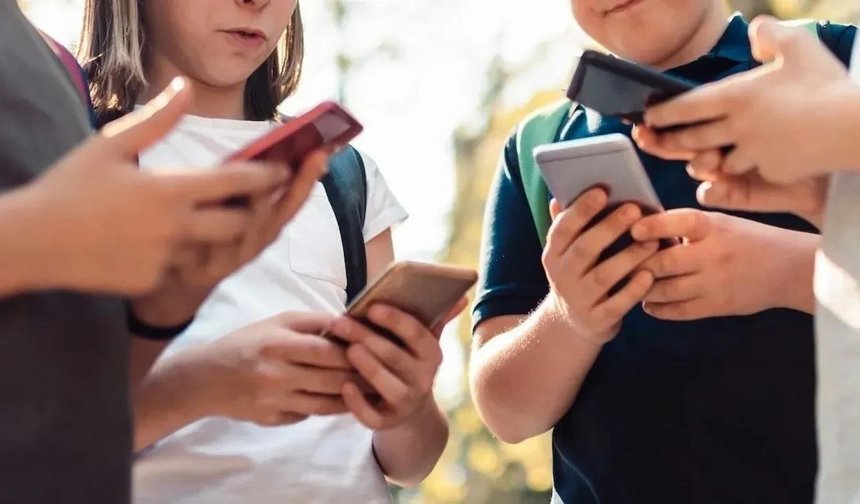 Sosyal Medyada Yeni Dönem! Kurallara Uymayana Ağır Ceza