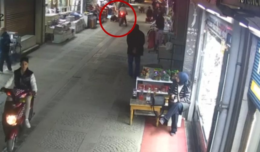 Kapalı Çarşı’da Korku Dolu Anlar! Sürücü Olay Yerinden Kaçtı