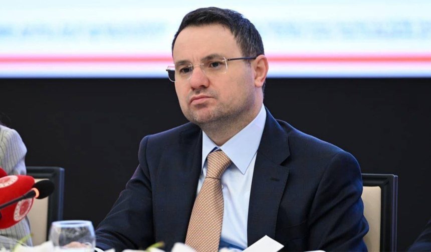 Adalet Bakanı Gürlek Açıkladı: 54 Okulu Hedef Gösteren 67 Kullanıcı Gözaltında!