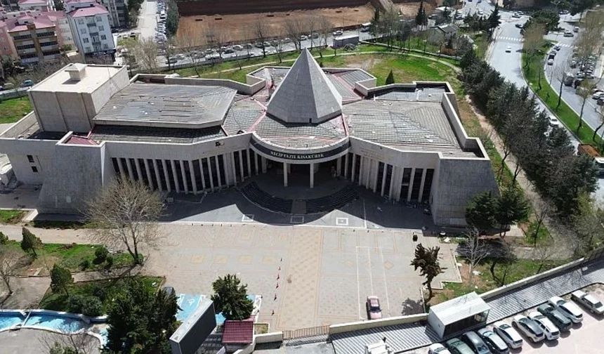 Kahramanmaraş'ta Ezber Bozan Proje! NFK Yıkılıyor Yerine Dev Kütüphane Geliyor