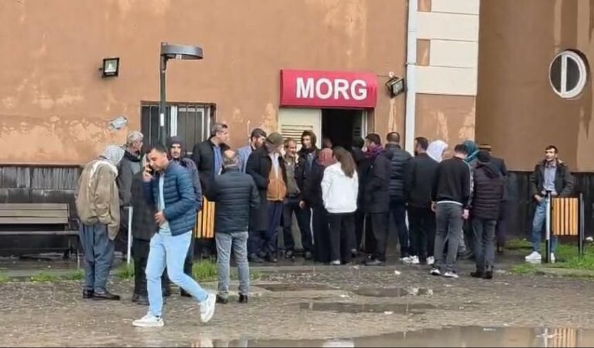 Kocaeli'de inşaat iskelesinden düşen işçi hayatını kaybetti