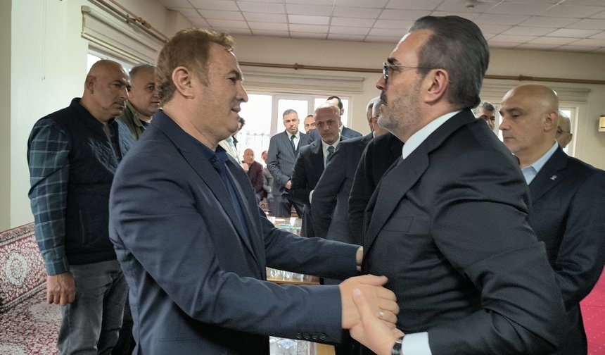 Mahir Ünal Kahramanmaraş’ta acılı ailelerle buluştu