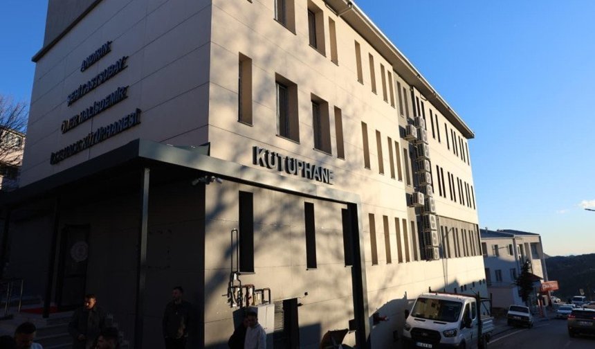 Andırın’da Kültür ve Eğitimde Yeni Dönem; İlçe Halk Kütüphanesi Kapılarını Açıyor