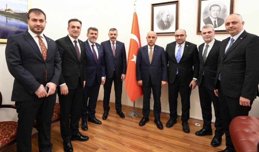 AK Parti Kahramanmaraş Heyeti İçişleri Bakanı Çiftçi ile Bir Araya Geldi