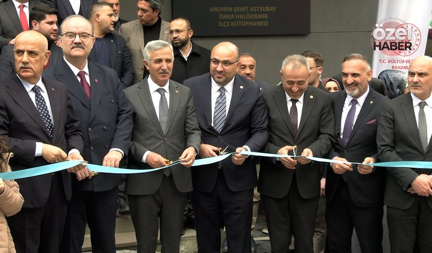 Şehit Ömer Halisdemir Kütüphanesi açıldı