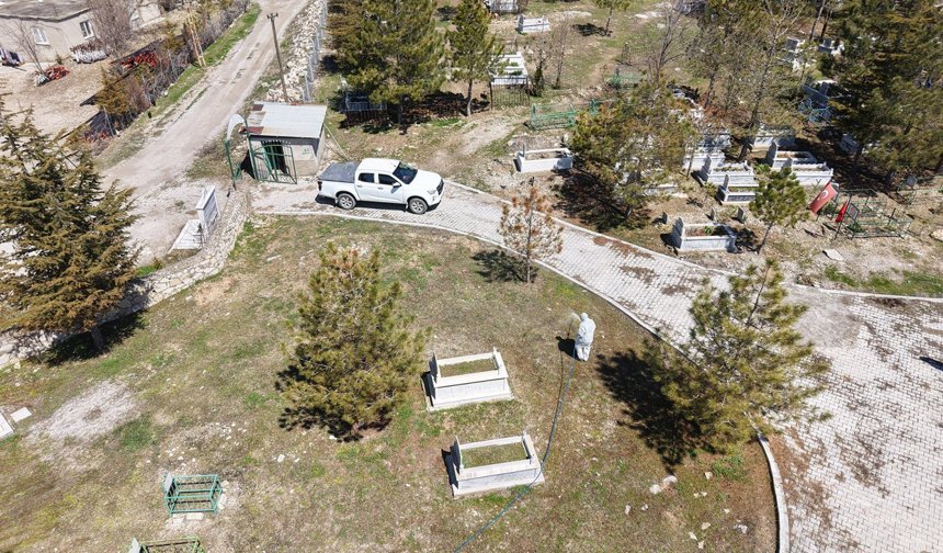 Kahramanmaraş'ta Mezarlıklarda Kapsamlı Yenileme Başlatıldı