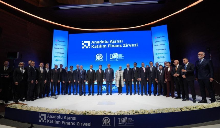 İstanbul’da Katılım Finans Zirvesi: Mehmet Ali Akben’den Ekonomiye Güven Mesajı!