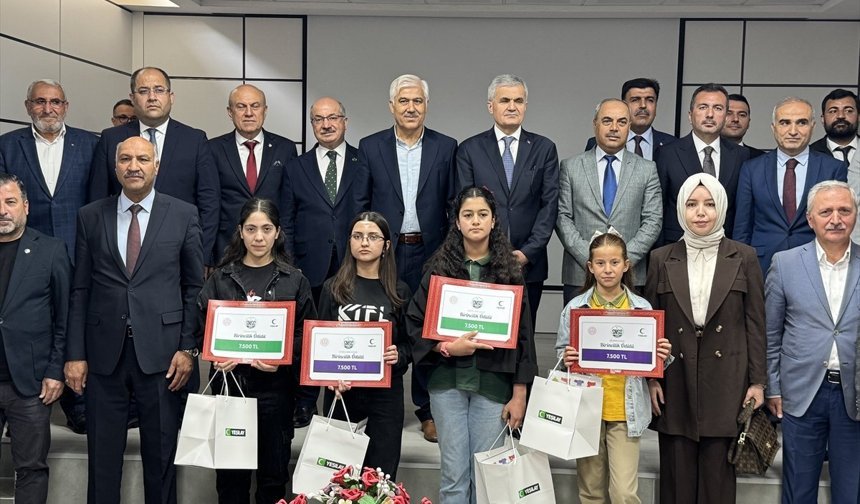 Kahramanmaraş'ta "Sağlıklı Nesil Sağlıklı Gelecek" yarışmasının ödül türeni düzenlendi