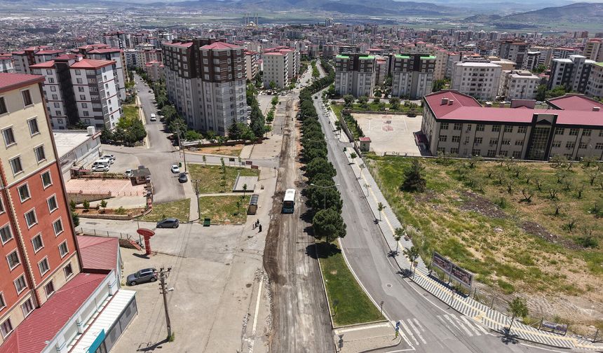 Ahır Dağı Caddesi’nde Kapsamlı Yenileme Çalışması Başlatıldı