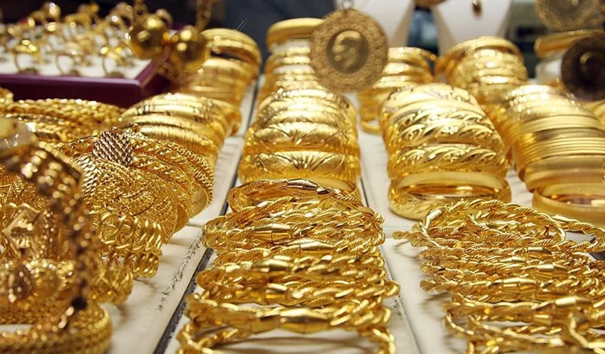 Altın Haftaya Düşüşle Başladı: Küresel Geri̇li̇m Altını Etki̇li̇yor