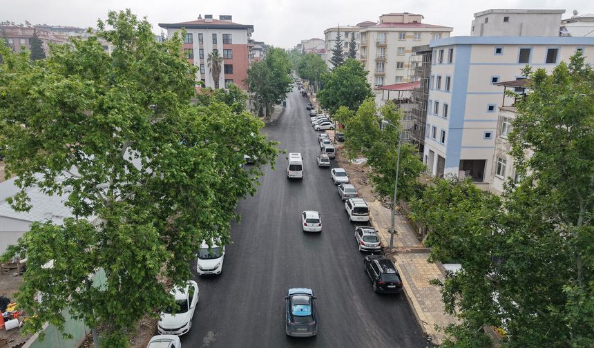 Cahit Zarifoğlu Caddesi’nin Asfaltı Baştan Uca Yenilendi