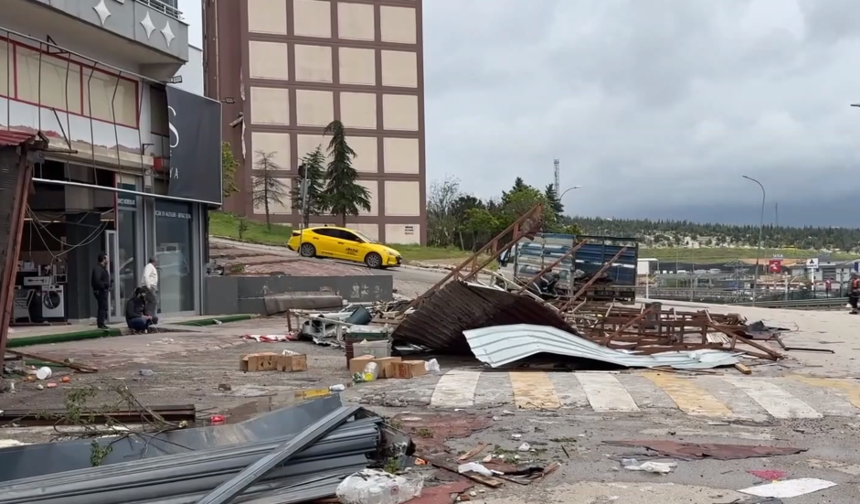 Olumsuz hava koşullarının etkili olduğu Gaziantep'te 127 elektrik direği yıkıldı