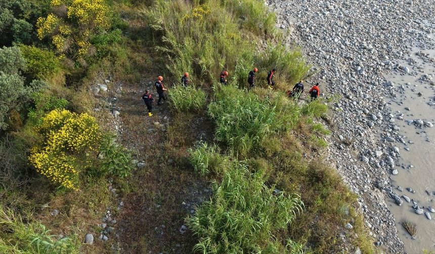 Şırnak'ta balık tutarken Habur Çayı'na düşen kişi aranıyor