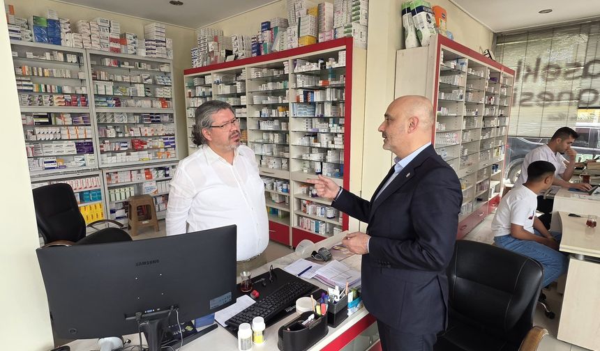 Başkan Gül’den Eczacılar Günü’nde Anlamlı Ziyaret