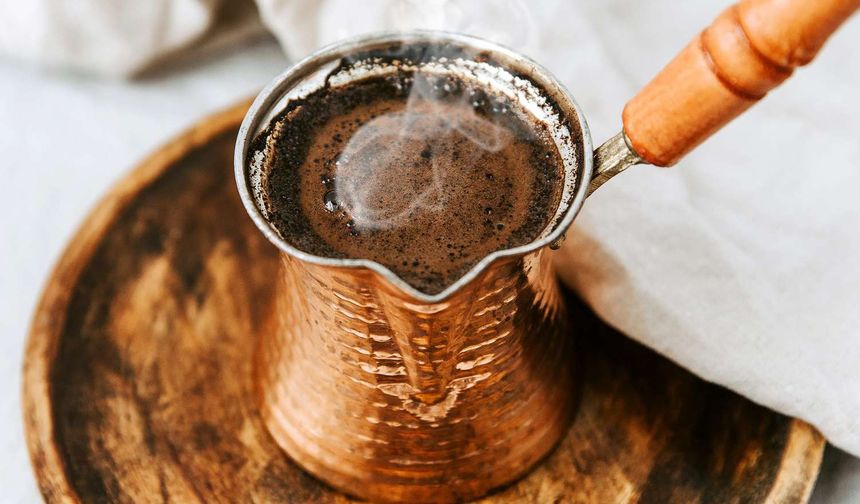Kahramanmaraş Kapalı Çarşı’da Bayram Yoğunluğu! Türk Kahvesine İlgi Arttı