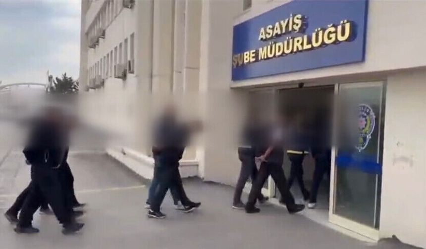 Sosyal Medyada Silahlı Gövde Gösterisine 19 Gözaltı